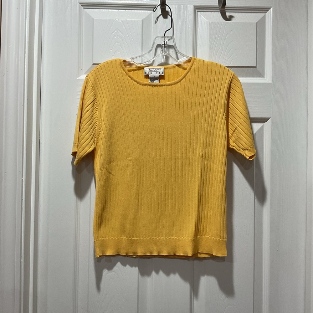 Talbots Petite Mustard Gold Short sleeve Ribbed Top 💯% cotton tee
